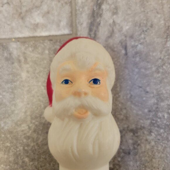 vintage plastic toy Santa candy stopper 4.5” tall hong kong - Picture 2 of 8